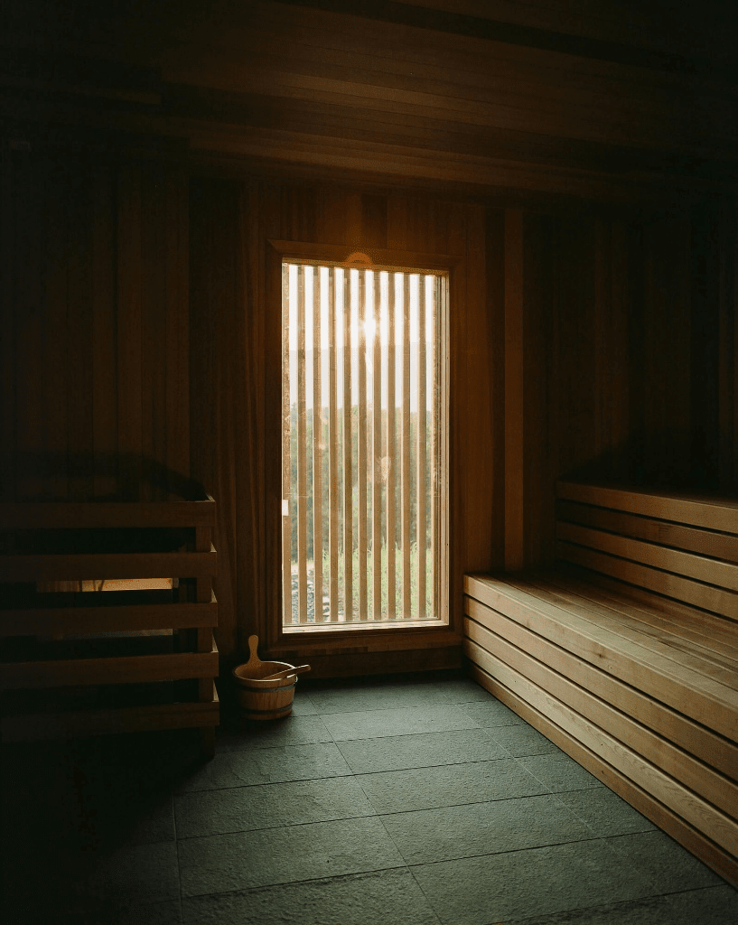 Best Sauna Temperature and Duration for Health Benefits - Koriboshi